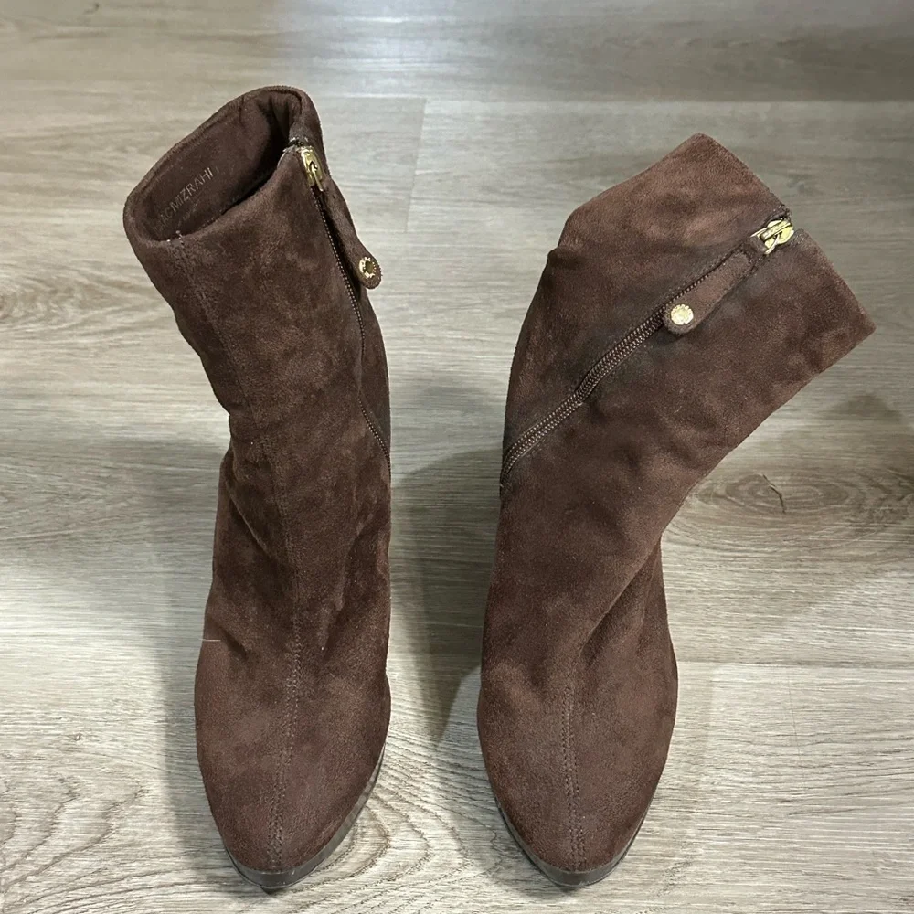 Isaac Mizrahi Chocolate Brown Suede Ankle Boots Womens Size 7 Preowned target - Picture 2 of 12